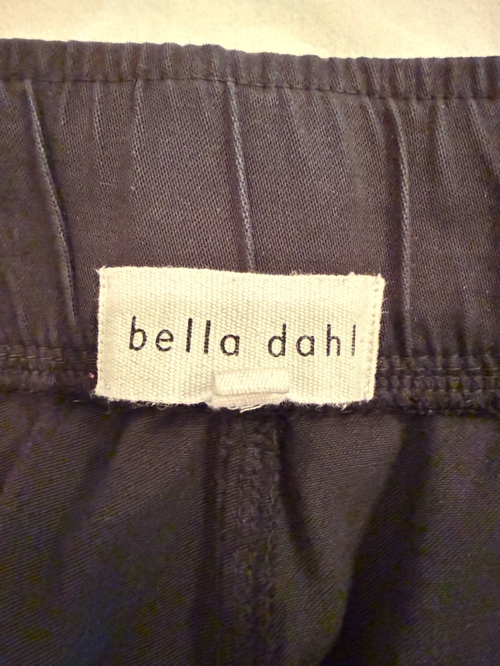 Bella Dahl Pocket Joggers - Picture 11 of 12